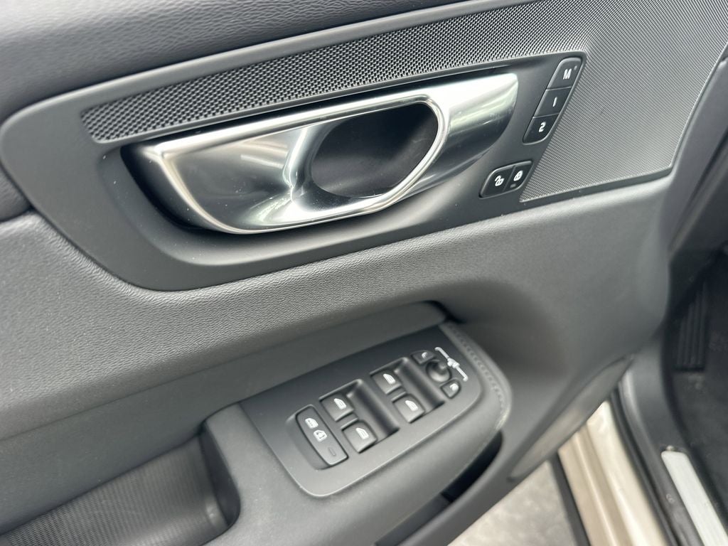 2026 Volvo XC90 Plug-In Hybrid T8 Core