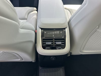2026 Volvo XC90 Plug-In Hybrid T8 Ultra