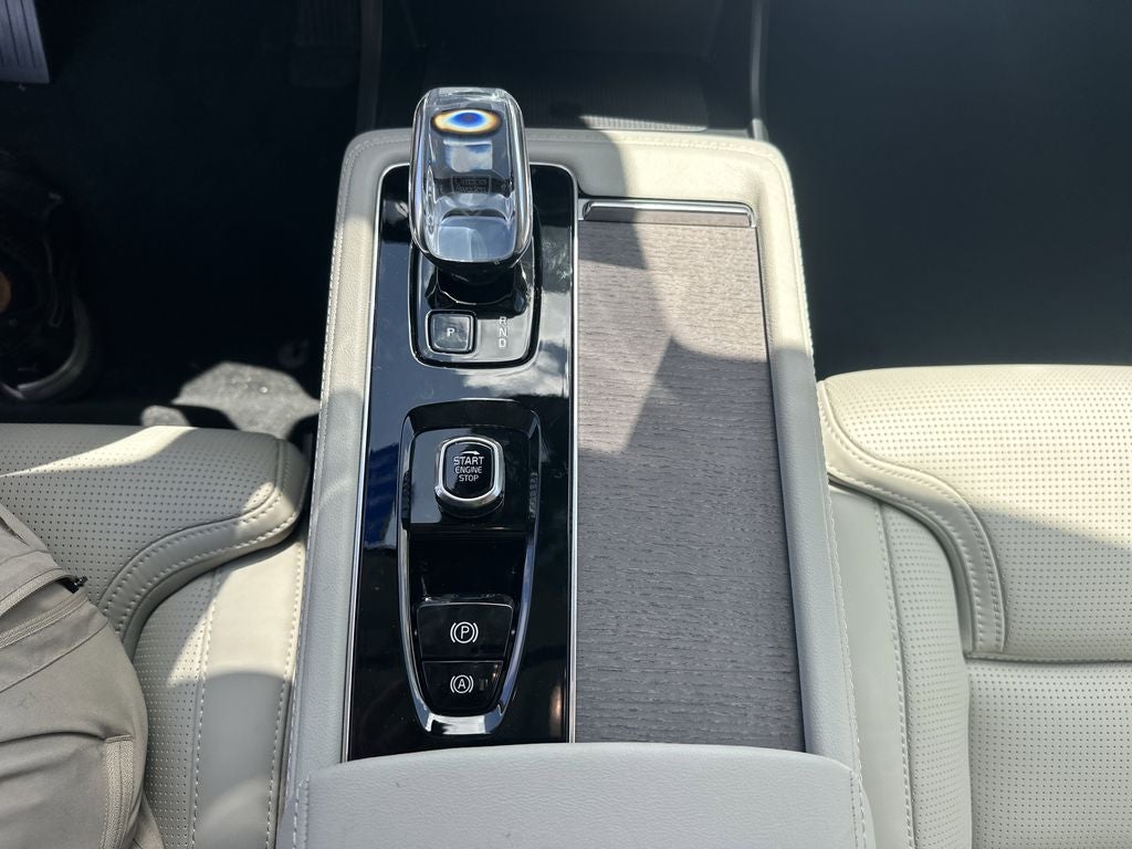 2026 Volvo XC90 Plug-In Hybrid T8 Ultra