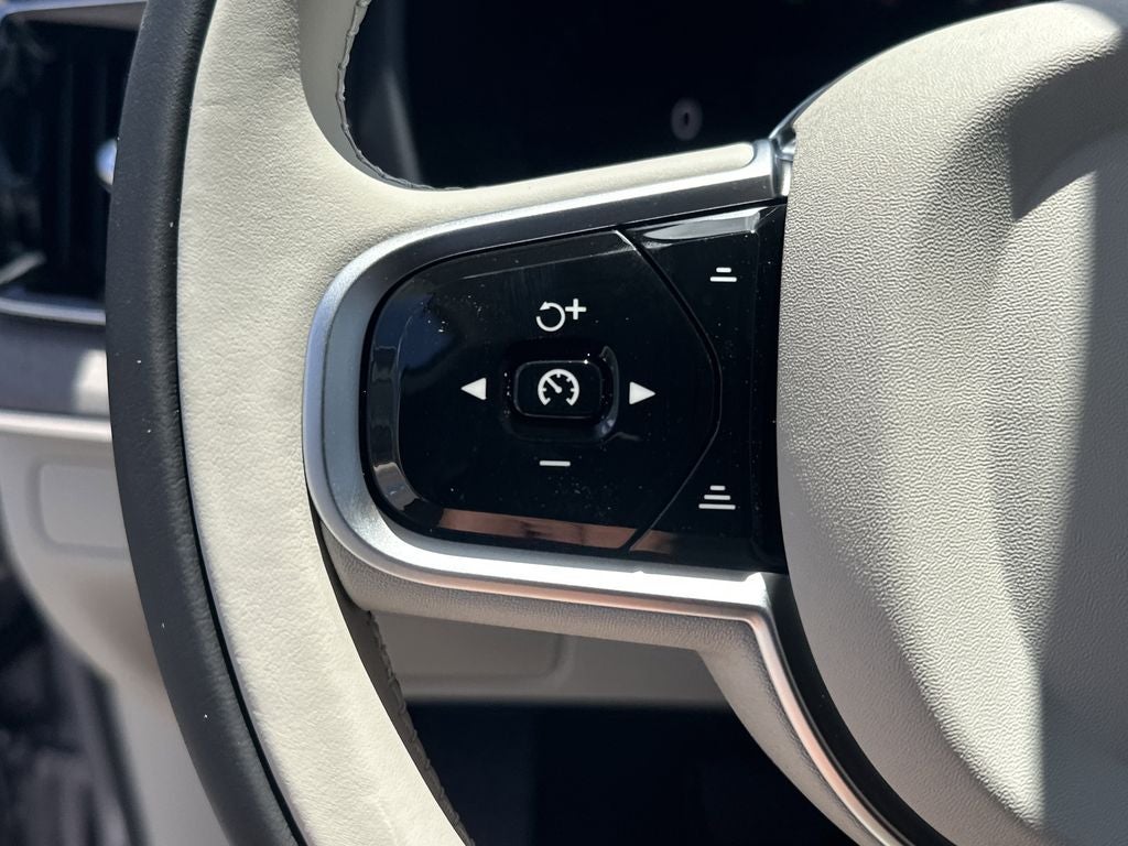 2026 Volvo XC90 Plug-In Hybrid T8 Ultra