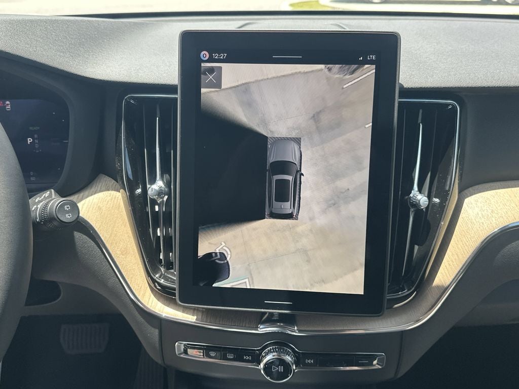 2026 Volvo XC60 Plug-In Hybrid T8 Plus