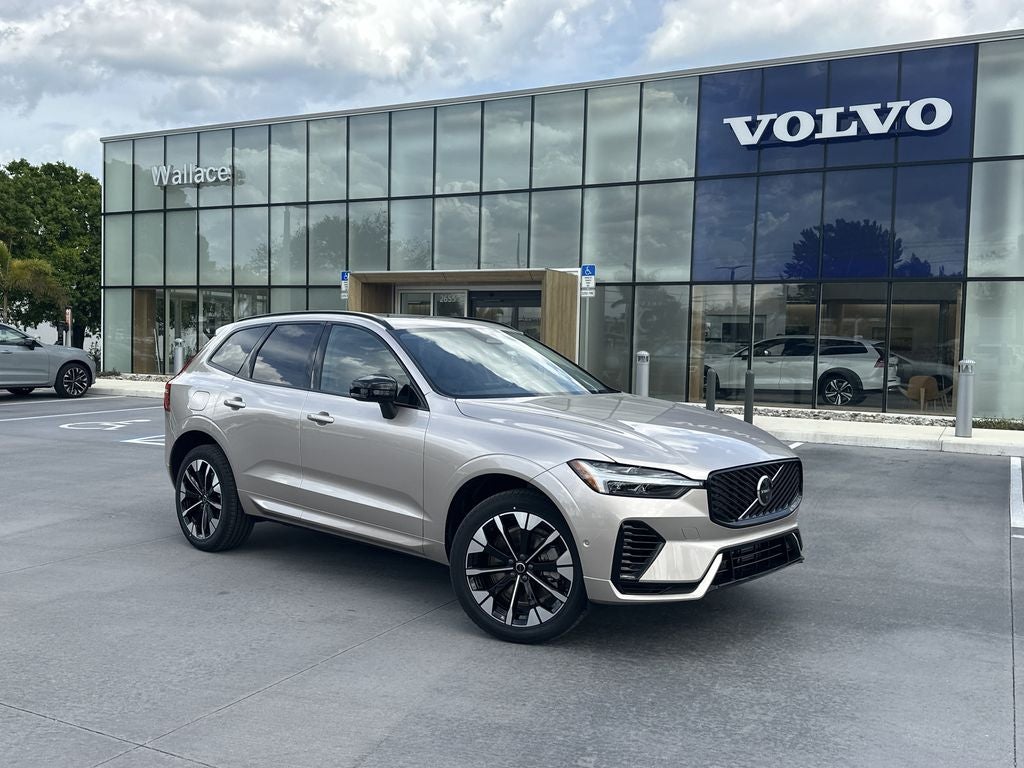 2026 Volvo XC60 Plug-In Hybrid T8 Plus