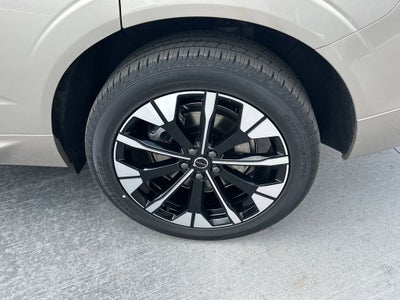 2026 Volvo XC60 Plug-In Hybrid T8 Plus