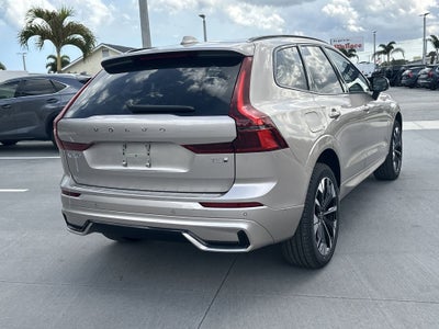 2026 Volvo XC60 Plug-In Hybrid T8 Plus