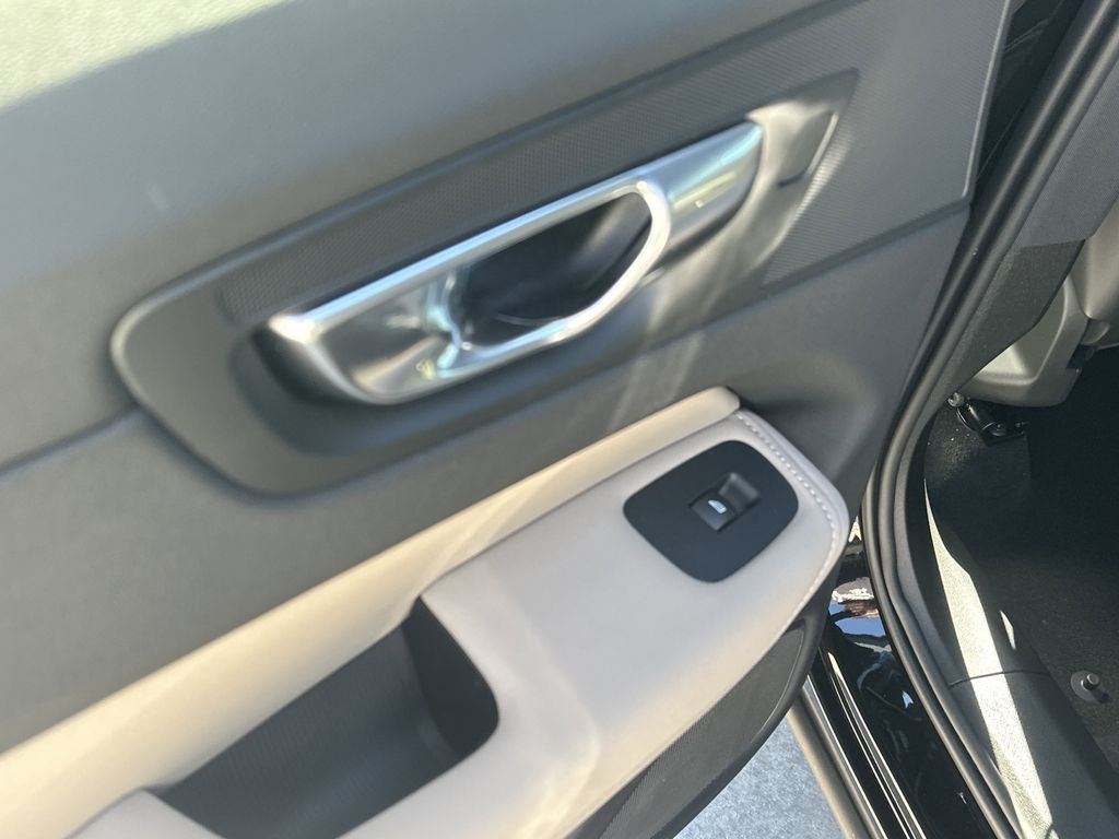 2026 Volvo XC60 Plug-In Hybrid T8 Core