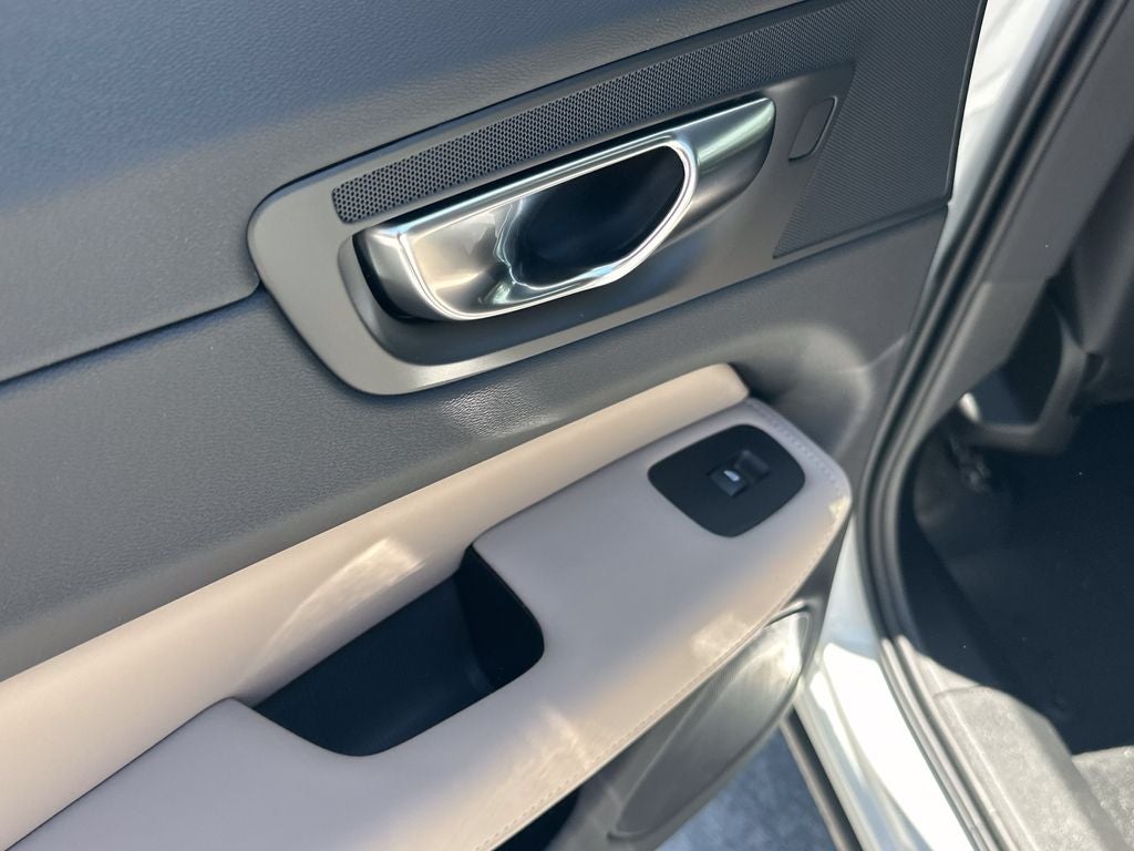 2026 Volvo XC60 Plug-In Hybrid T8 Core