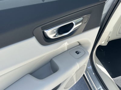 2026 Volvo XC60 Plug-In Hybrid T8 Ultra