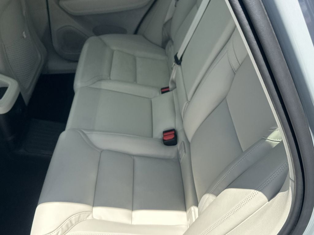 2026 Volvo XC60 Plug-In Hybrid T8 Ultra