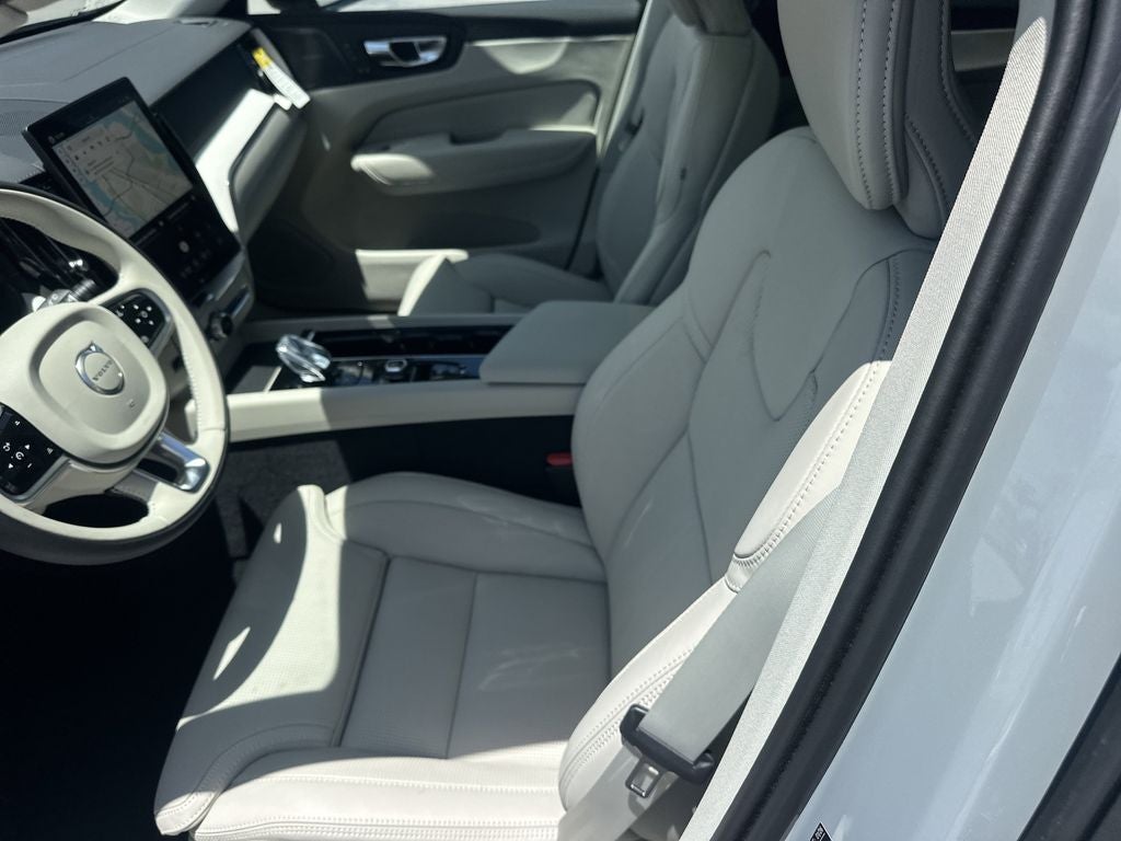 2026 Volvo XC60 Plug-In Hybrid T8 Ultra