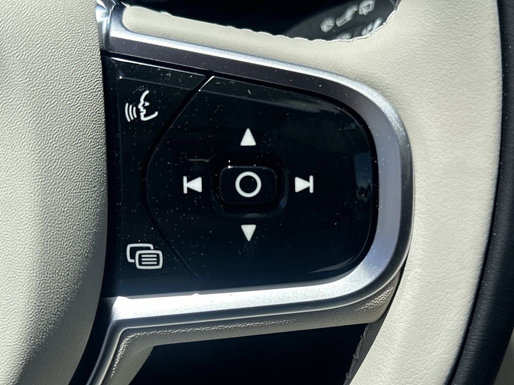 2026 Volvo XC60 Plug-In Hybrid T8 Ultra