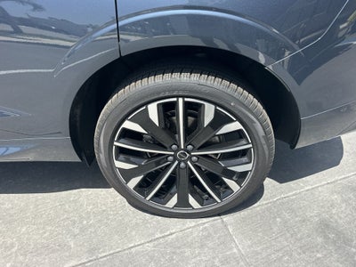2026 Volvo XC60 Plug-In Hybrid T8 Ultra