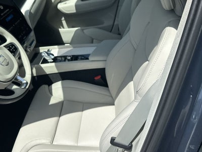 2026 Volvo XC60 Plug-In Hybrid T8 Ultra