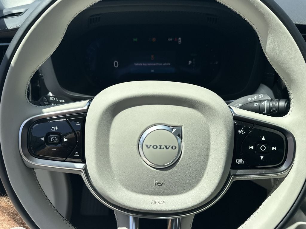 2026 Volvo XC60 Plug-In Hybrid T8 Ultra