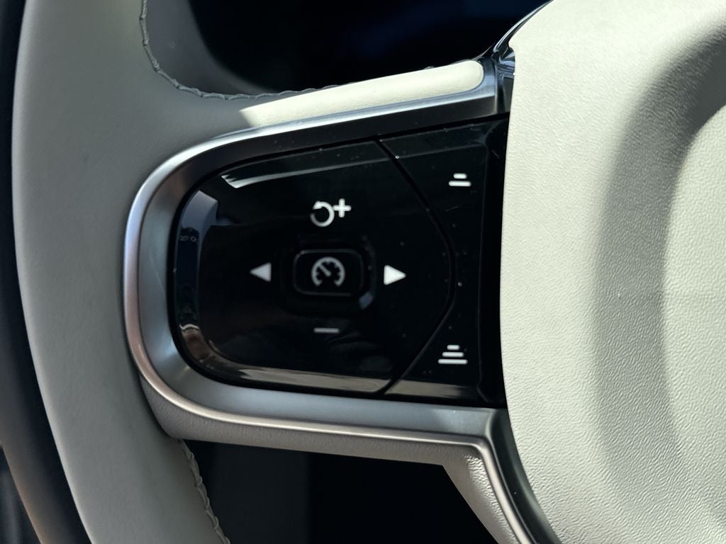 2026 Volvo XC60 Plug-In Hybrid T8 Ultra