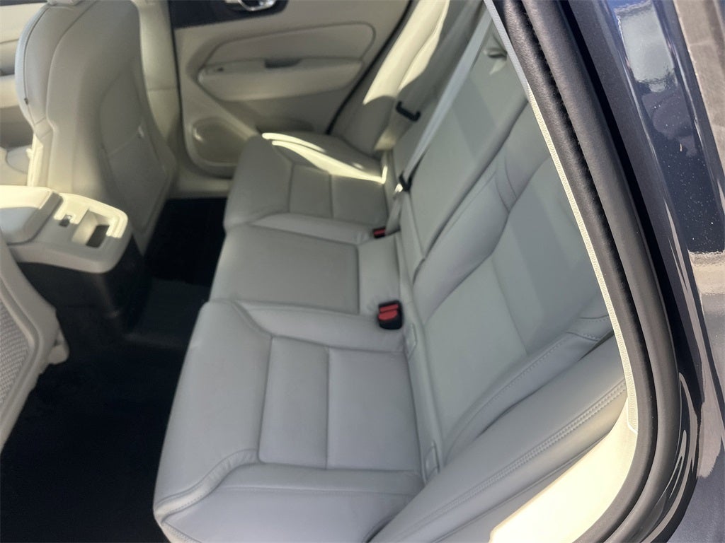 2026 Volvo XC60 Plug-In Hybrid T8 Ultra