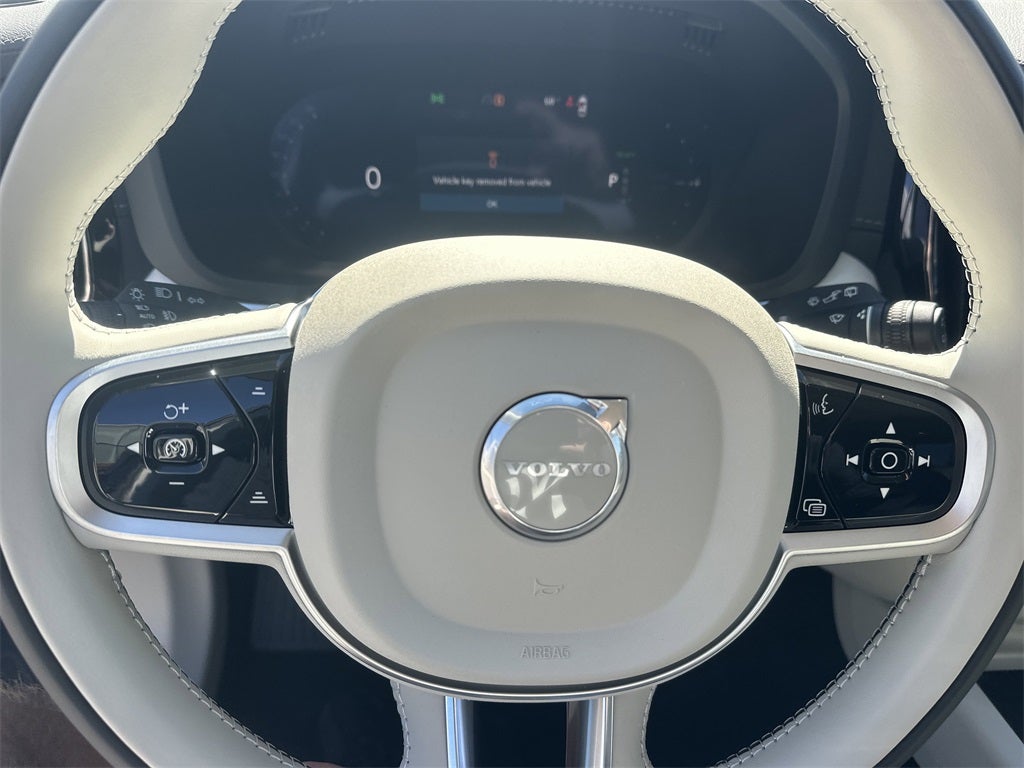 2026 Volvo XC60 Plug-In Hybrid T8 Ultra