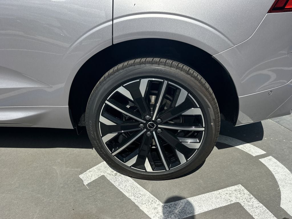 2026 Volvo XC60 Plug-In Hybrid T8 Ultra