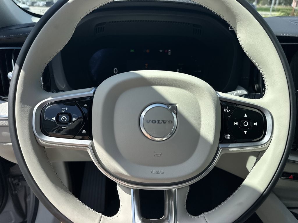2026 Volvo XC60 Plug-In Hybrid T8 Ultra