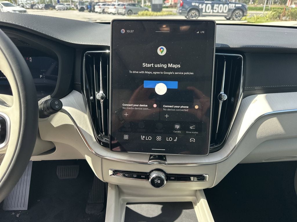 2026 Volvo XC60 Plug-In Hybrid T8 Ultra