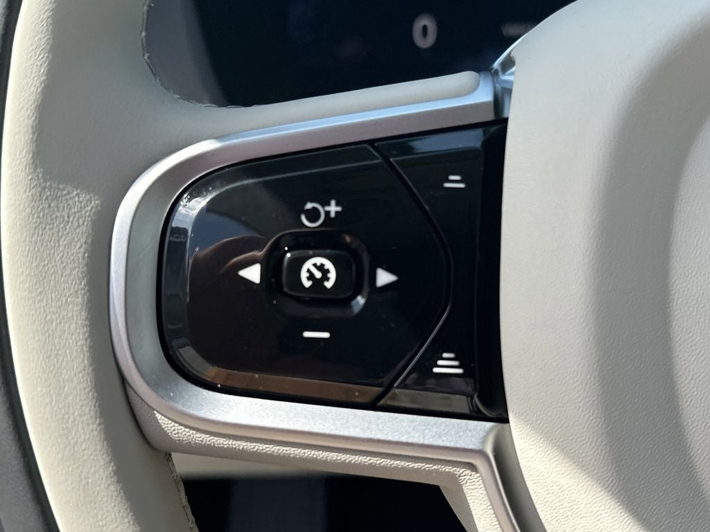 2026 Volvo XC60 Plug-In Hybrid T8 Ultra