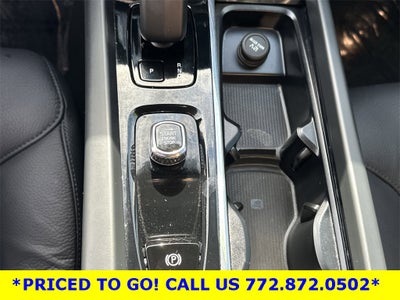 2023 Volvo XC60 B5 Plus Bright Theme