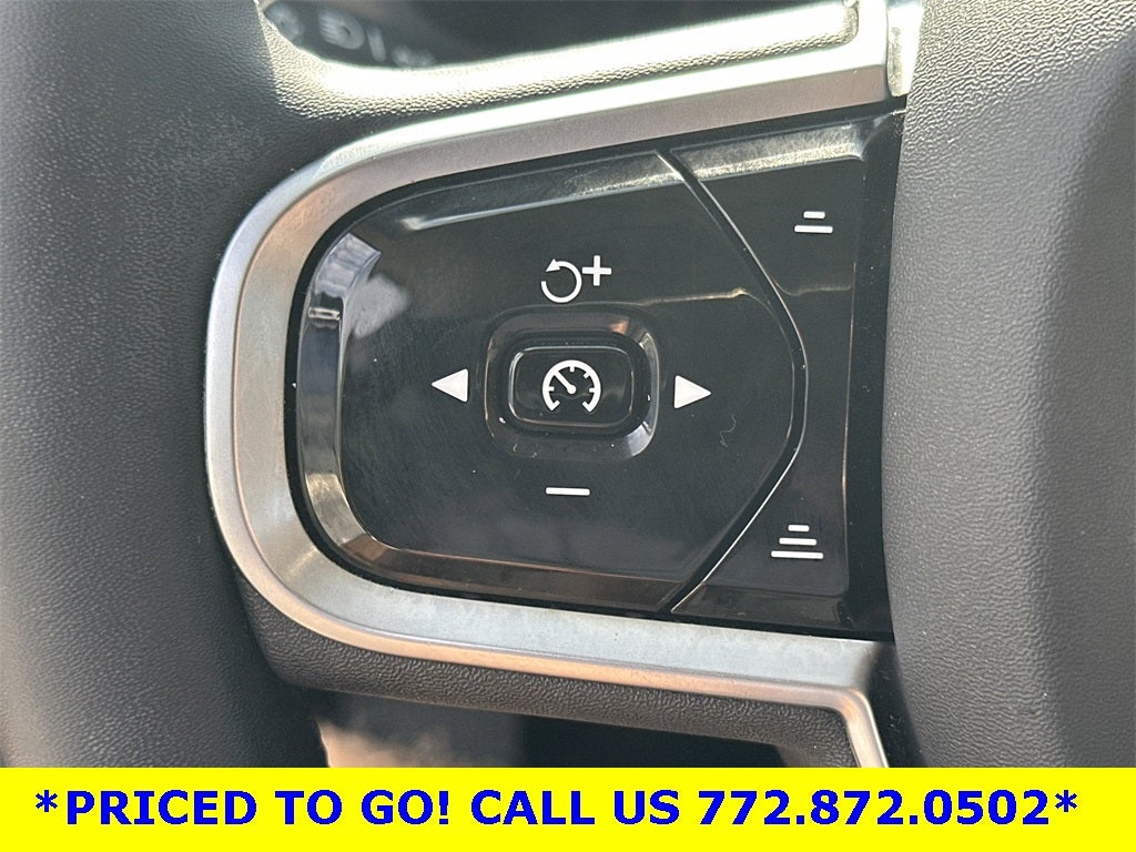 2023 Volvo XC60 B5 Plus Bright Theme