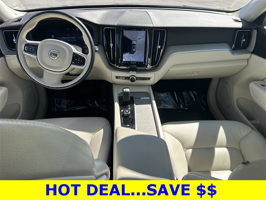 2023 Volvo XC60 B5 Plus Bright Theme