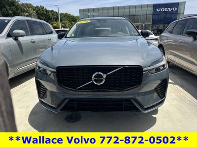 2024 Volvo XC60 B5 Plus Dark Theme