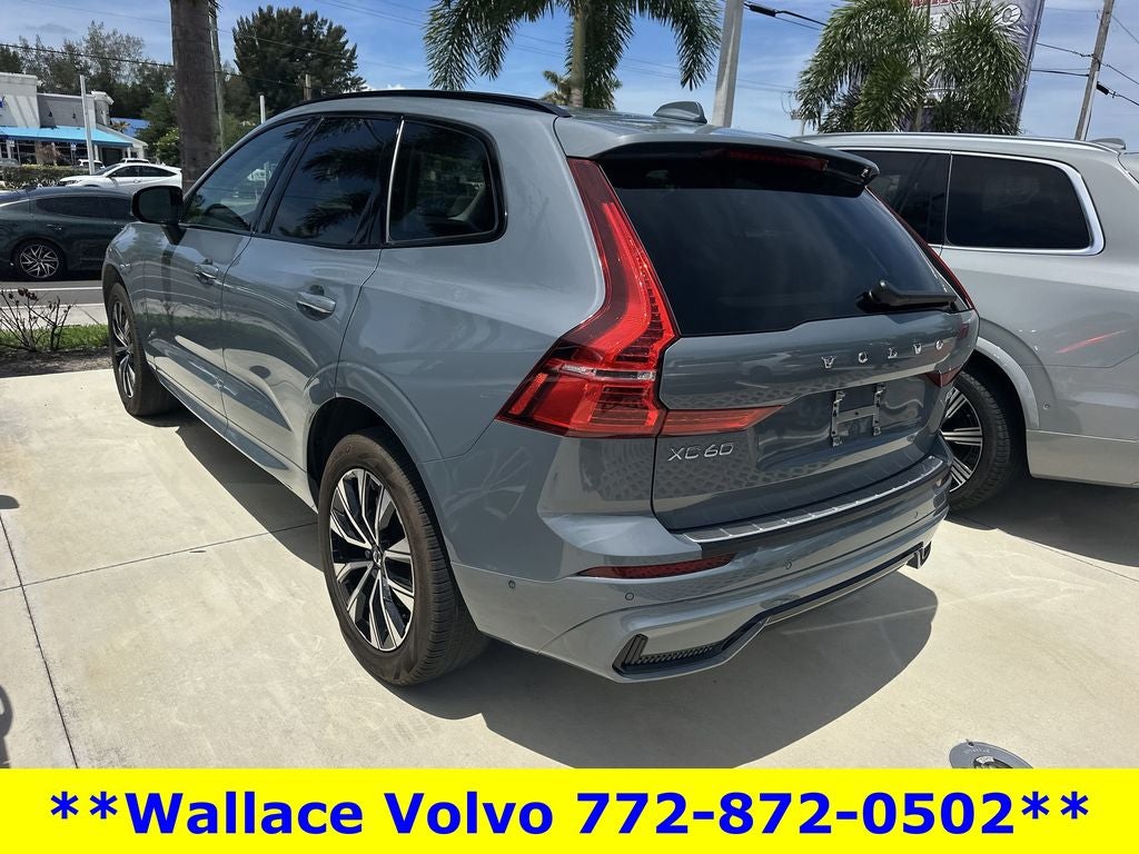 2024 Volvo XC60 B5 Plus Dark Theme