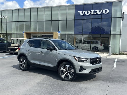 2026 Volvo XC40 B5 Plus