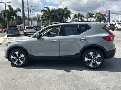 2026 Volvo XC40 B5 Plus