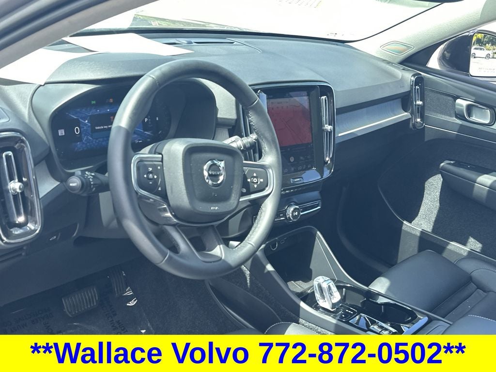 2026 Volvo XC40 B5 Plus