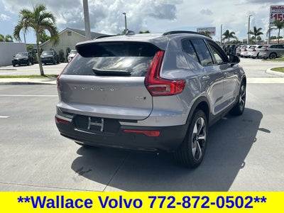 2026 Volvo XC40 B5 Plus