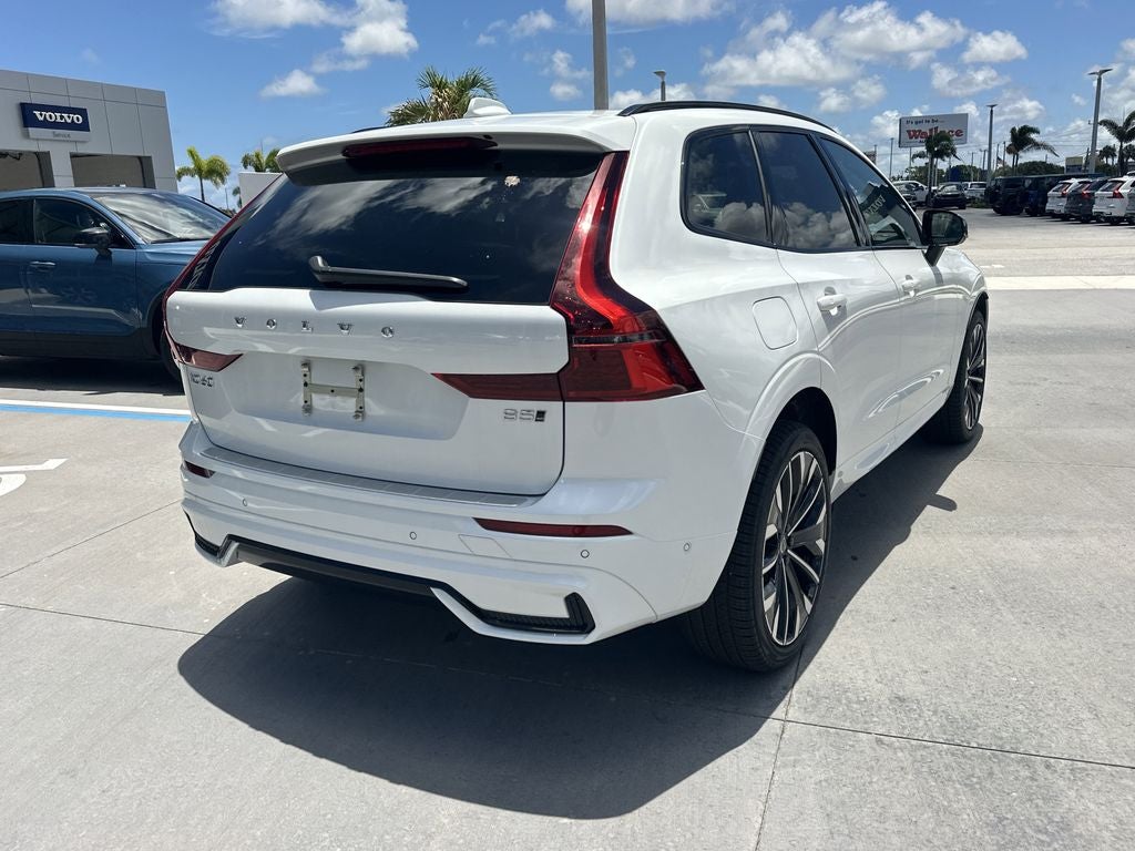 2026 Volvo XC40 B5 Plus