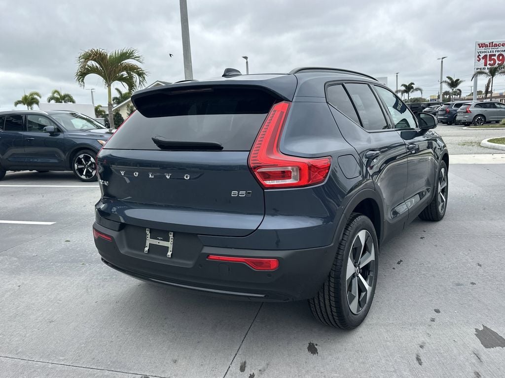 2026 Volvo XC40 B5 Plus