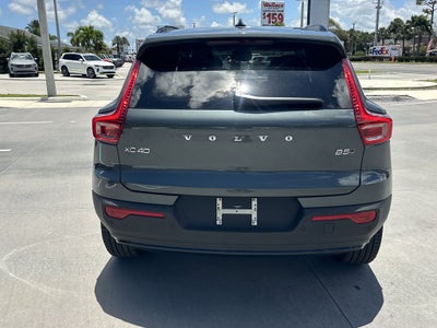 2026 Volvo XC40 B5 Plus
