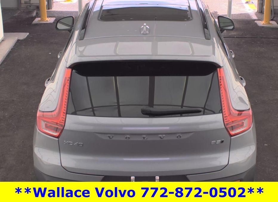 2026 Volvo XC40 B5 Plus