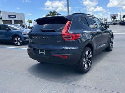 2026 Volvo XC40 B5 Plus