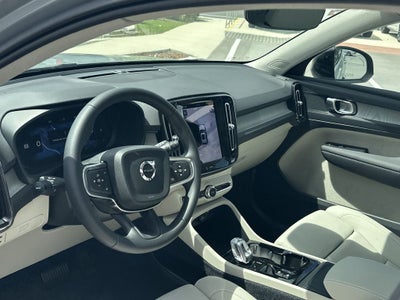 2026 Volvo XC40 B5 Plus