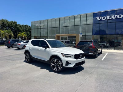 2026 Volvo XC40 B5 Plus
