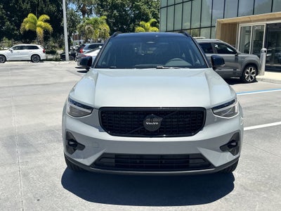 2026 Volvo XC40 B5 Ultra Black Edition