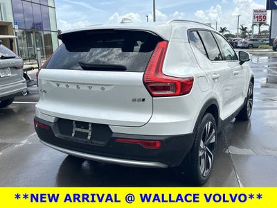 2023 Volvo XC40 B5 Plus Bright Theme