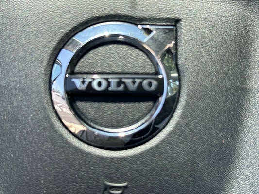 2024 Volvo XC40 B5 Plus Bright Theme in Stuart, FL - Wallace Auto Group