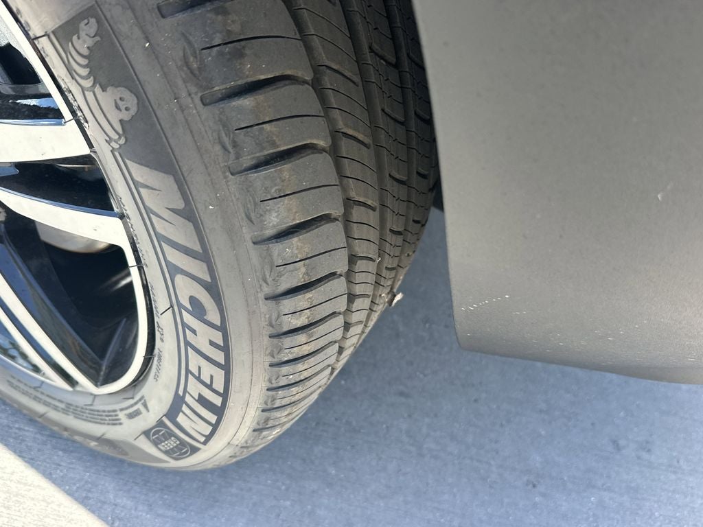 2026 Volvo XC40 B5 Core