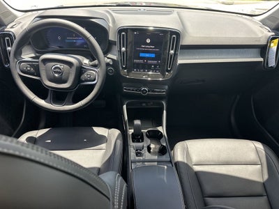 2026 Volvo XC40 B5 Core