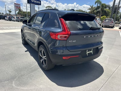 2026 Volvo XC40 B5 Core