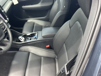 2026 Volvo XC40 B5 Ultra