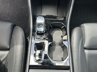 2026 Volvo XC40 B5 Ultra