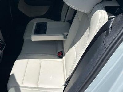2026 Volvo XC40 B5 Ultra