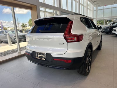 2026 Volvo XC40 B5 Ultra